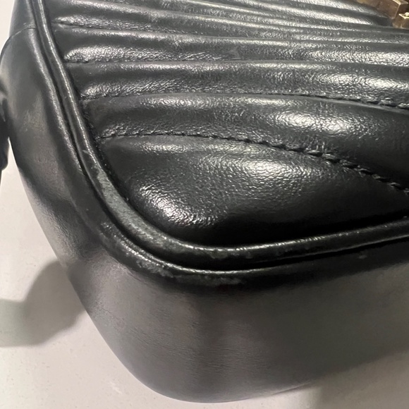 Saint Laurent Lou Bag - Picture 6 of 16